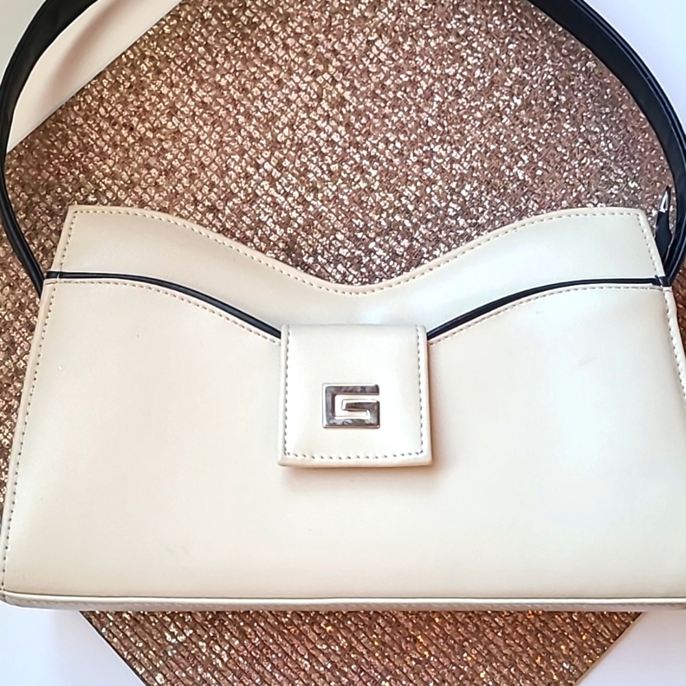 Guess purse
